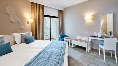NOZHA BEACH RESORT & SPA