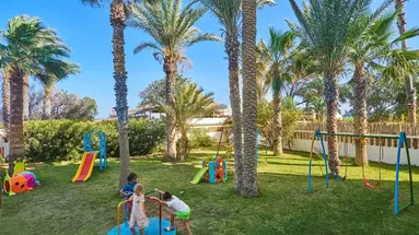 NOZHA BEACH RESORT & SPA