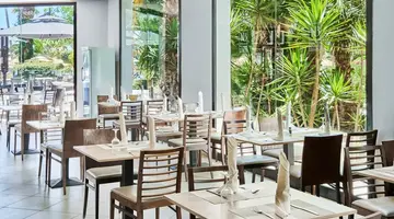 NOZHA BEACH RESORT & SPA