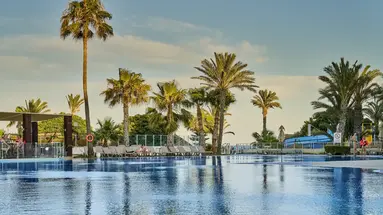 NOZHA BEACH RESORT & SPA