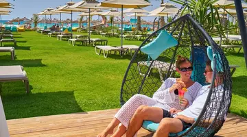 NOZHA BEACH RESORT & SPA