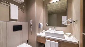 NUMA BAY EXCLUSIVE HOTEL