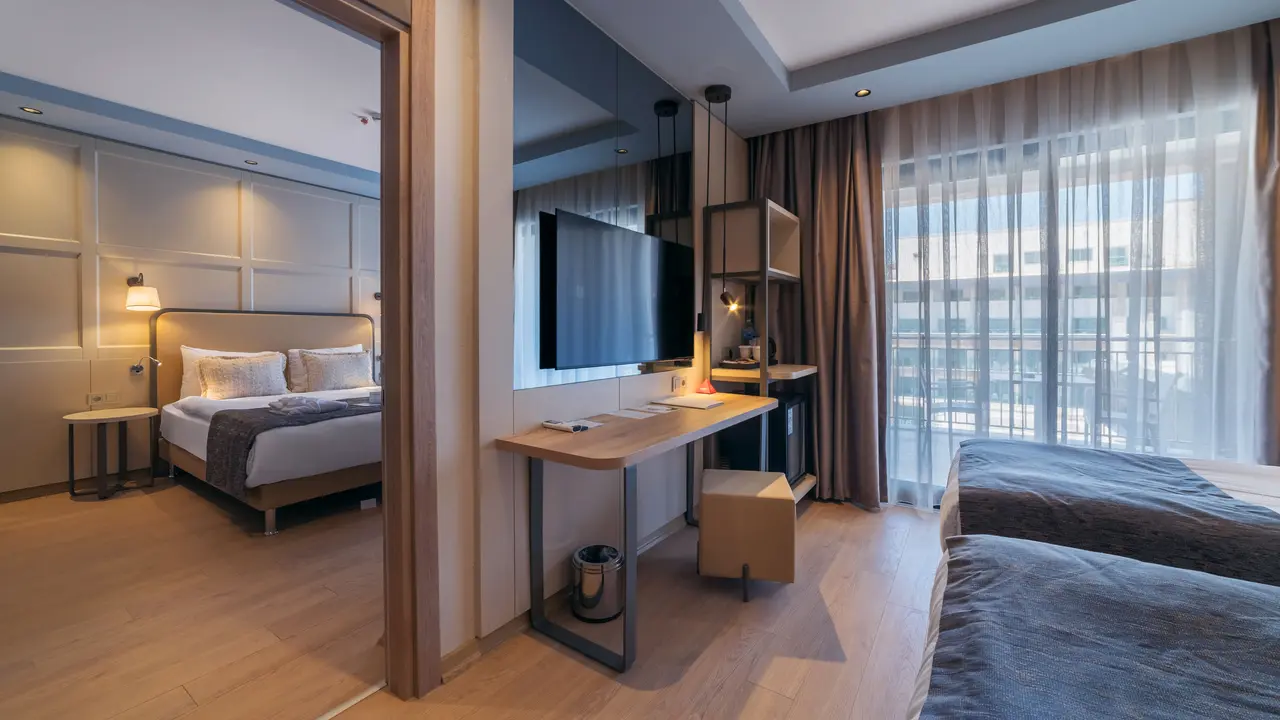 NUMA BAY EXCLUSIVE HOTEL