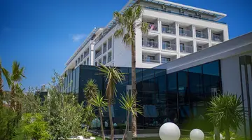 NUMA BAY EXCLUSIVE HOTEL