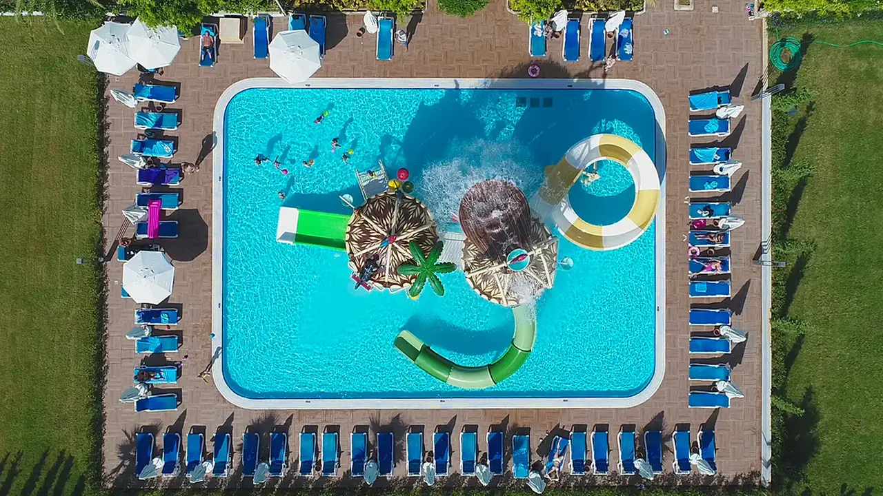 NUMA BAY EXCLUSIVE HOTEL
