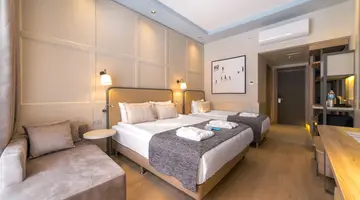 NUMA BAY EXCLUSIVE HOTEL