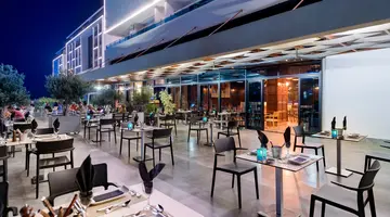 NUMA BAY EXCLUSIVE HOTEL