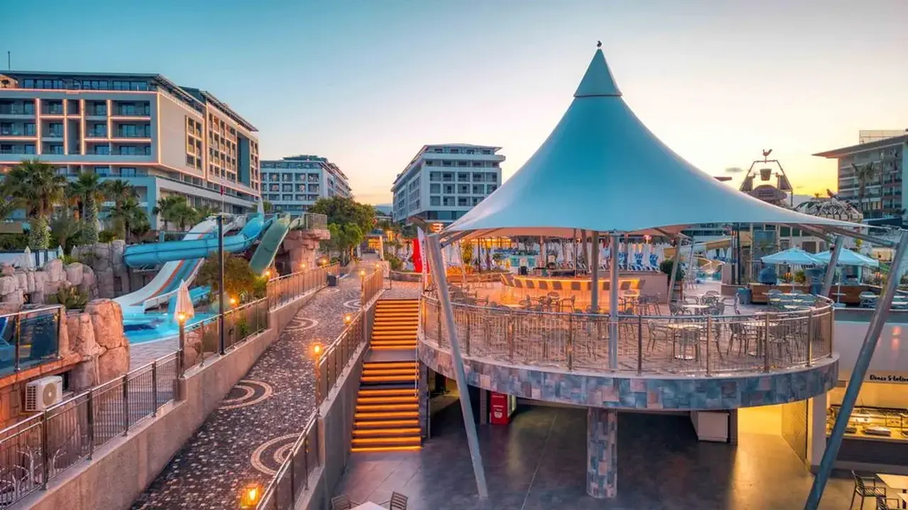 NUMA BAY EXCLUSIVE HOTEL