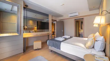 NUMA BAY EXCLUSIVE HOTEL