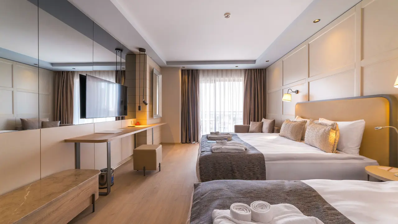 NUMA BAY EXCLUSIVE HOTEL