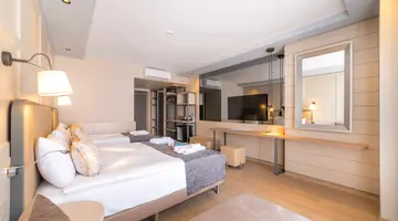 NUMA BAY EXCLUSIVE HOTEL