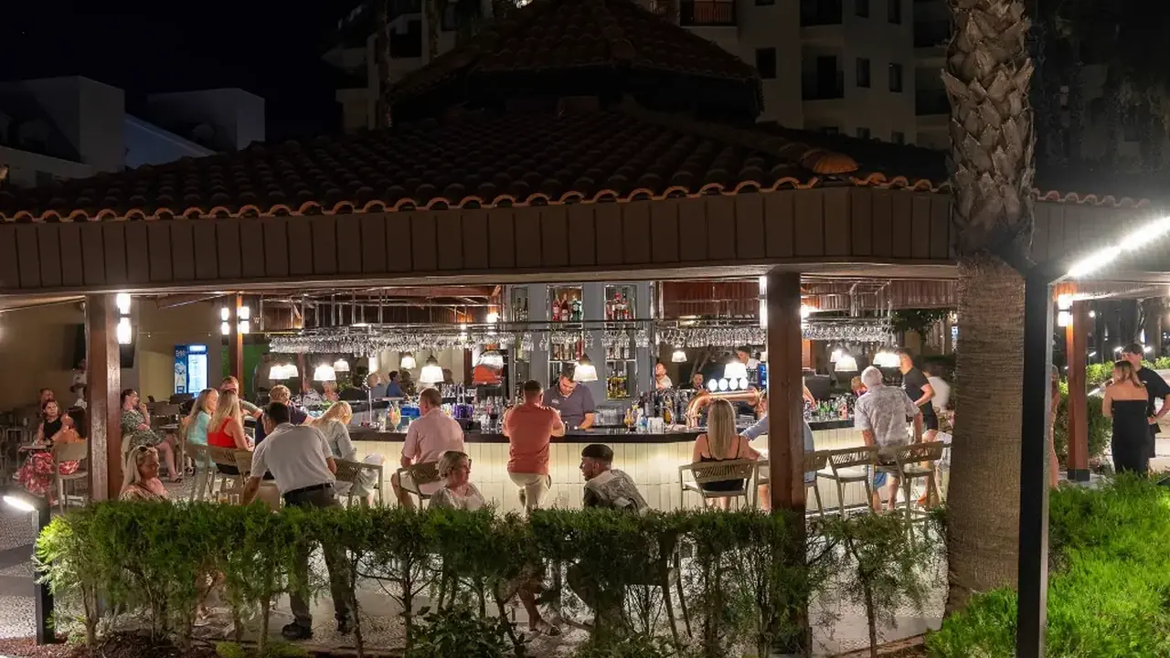 NUMA CLUB SIDE HOTEL
