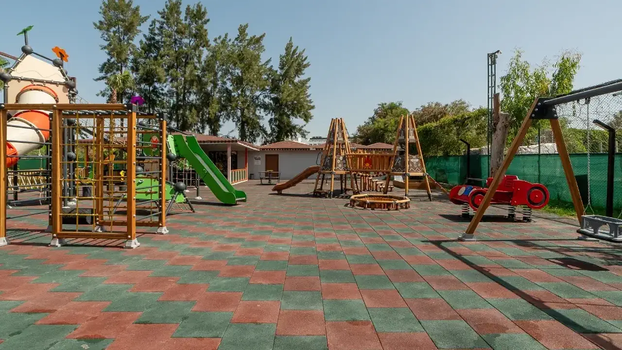 NUMA CLUB SIDE HOTEL