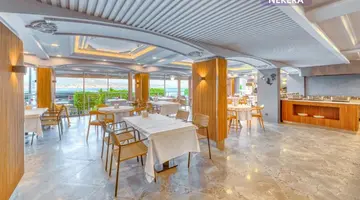 NUMA PORT HOTEL