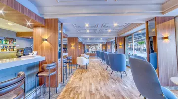 NUMA PORT HOTEL