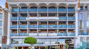 NUMA PORT HOTEL