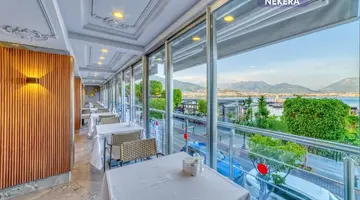 NUMA PORT HOTEL