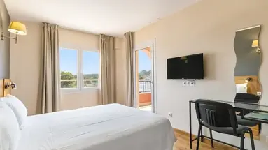 Nura Santa Ponsa Pins