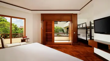 Nusa Dua Beach Hotel & Spa Handwritten Collection