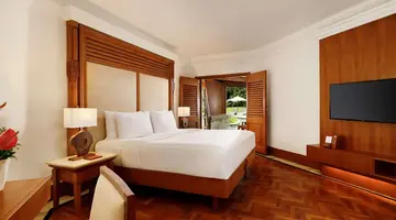 Nusa Dua Beach Hotel & Spa Handwritten Collection
