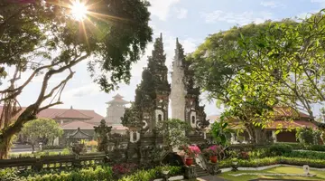Nusa Dua Beach Hotel & Spa Handwritten Collection