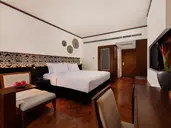 Nusa Dua Beach Hotel & Spa Handwritten Collection