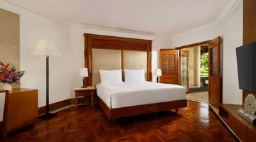 Nusa Dua Beach Hotel & Spa Handwritten Collection
