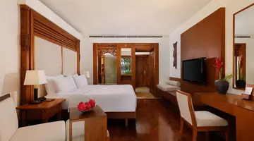 Nusa Dua Beach Hotel & Spa Handwritten Collection