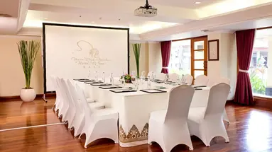 Nusa Dua Beach Hotel & Spa Handwritten Collection