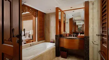 Nusa Dua Beach Hotel & Spa Handwritten Collection