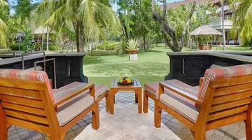 Nusa Dua Beach Hotel & Spa Handwritten Collection