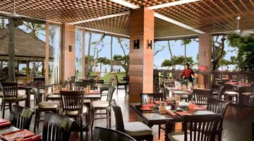 Nusa Dua Beach Hotel & SPA