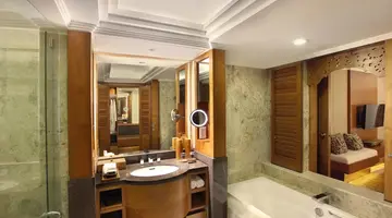 Nusa Dua Beach Hotel & SPA