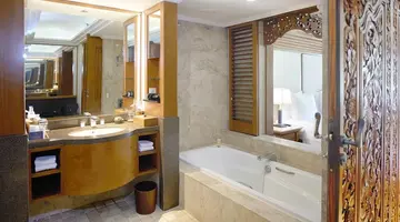 Nusa Dua Beach Hotel & SPA