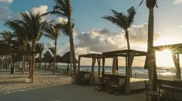 Nyx Cancun