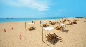 Oasis Atlantico Salinas Sea
