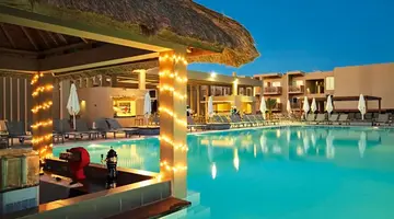 Oasis Atlantico Salinas Sea