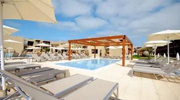 Oasis Atlantico Salinas Sea