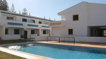 Oasis Beach Apartments