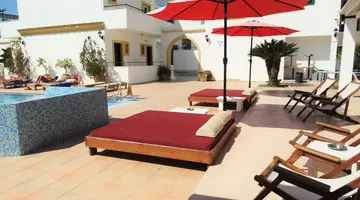 Oasis Beach Club