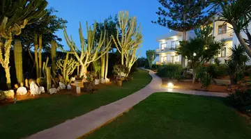 Oasis Beach Hotel Anissaras