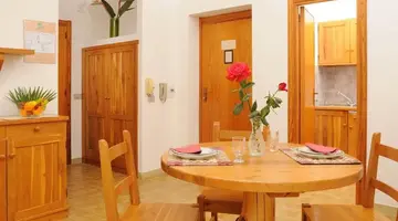Oasis Hotel & Residence