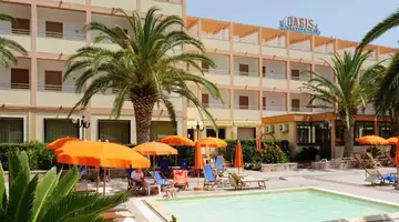 Oasis Hotel & Residence