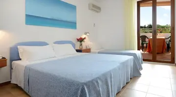 Oasis Hotel & Residence