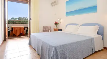 Oasis Hotel