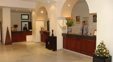 Oasis Hotel