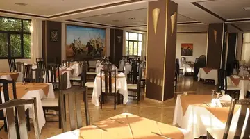 Oasis Hotel