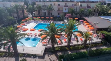 Oasis Hotel