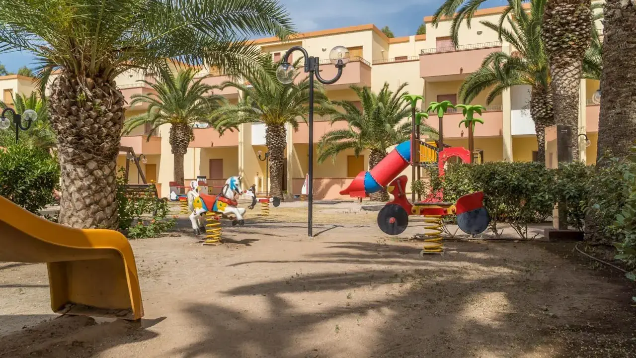 Oasis Hotel