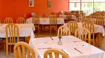 OASIS HOTEL
